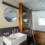 Lakeview Villa, Terrace And Garage Villa *