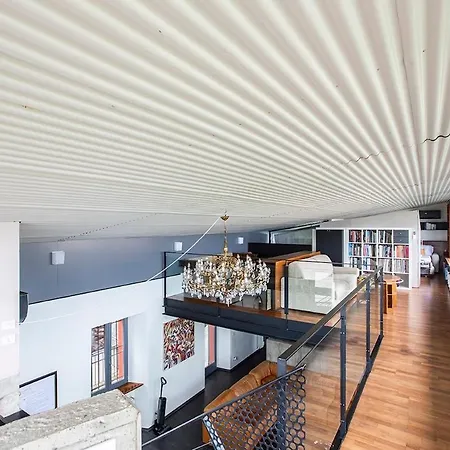 Lakeview Villa, Terrace And Garage ヴィラ *