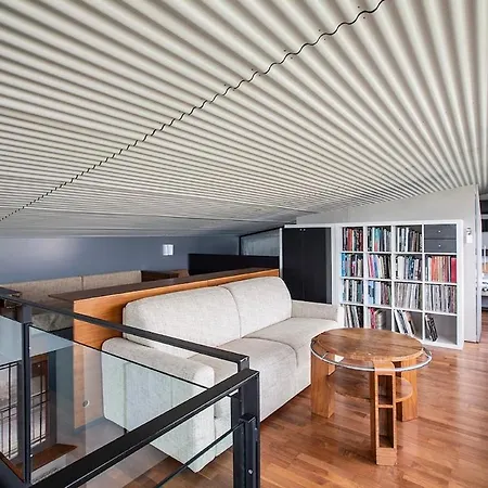 ヴィラ Lakeview Villa, Terrace And Garage *