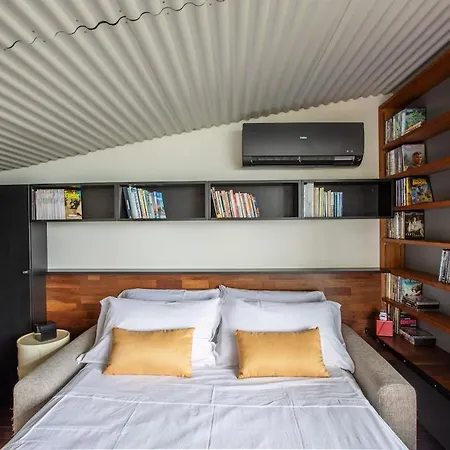 Lakeview Villa, Terrace And Garage ヴィラ *