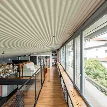 ヴィラ Lakeview Villa, Terrace And Garage *