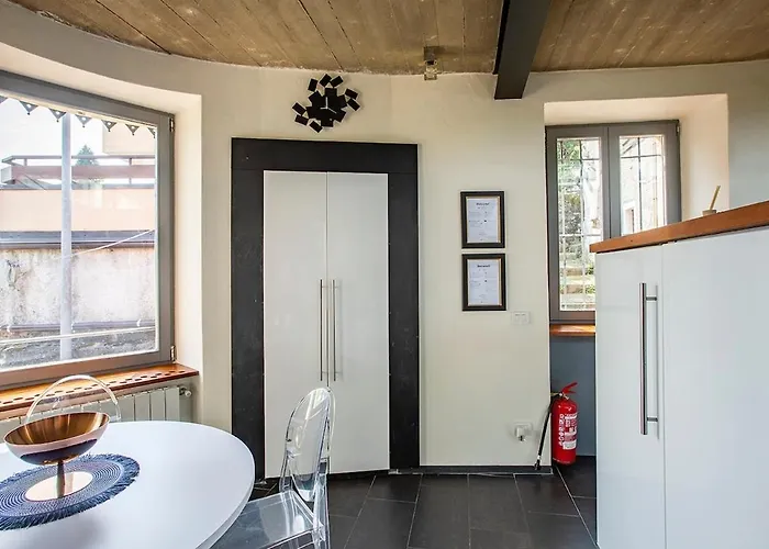 Вилла Lakeview Villa, Terrace And Garage *