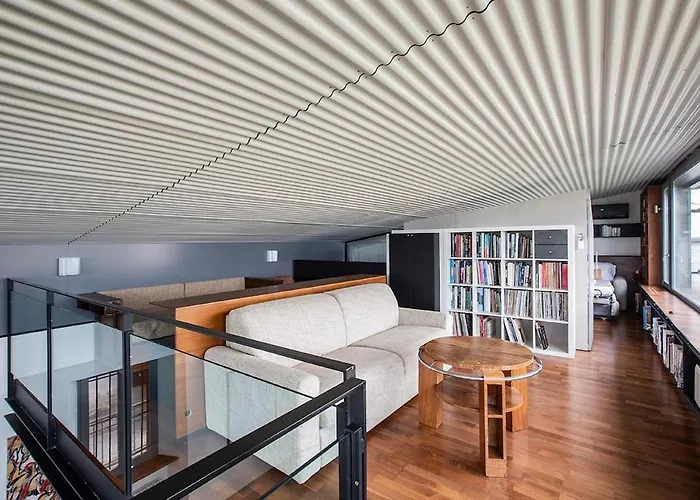 Вилла Lakeview Villa, Terrace And Garage *