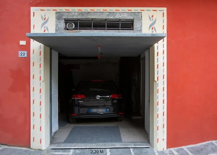 Вилла Lakeview Villa, Terrace And Garage