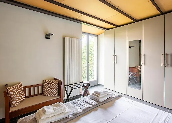 Lakeview Villa, Terrace And Garage