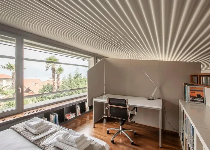 Lakeview Villa, Terrace And Garage Вилла *