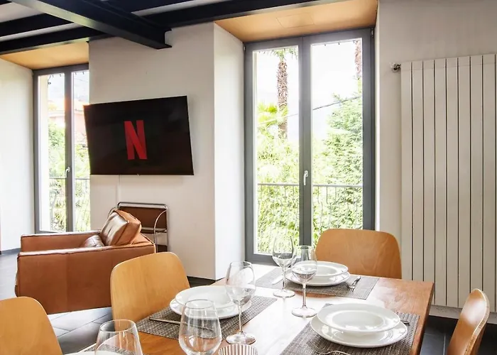 Lakeview Villa, Terrace And Garage Villa