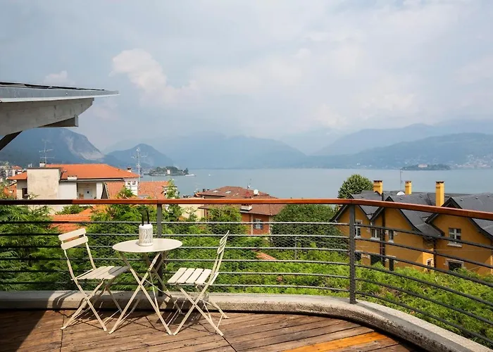 Lakeview Villa, Terrace And Garage Stresa