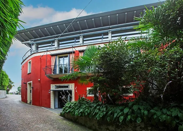 Lakeview Villa, Terrace And Garage Stresa